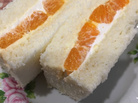 食べやすいみかんのフルーツサンド